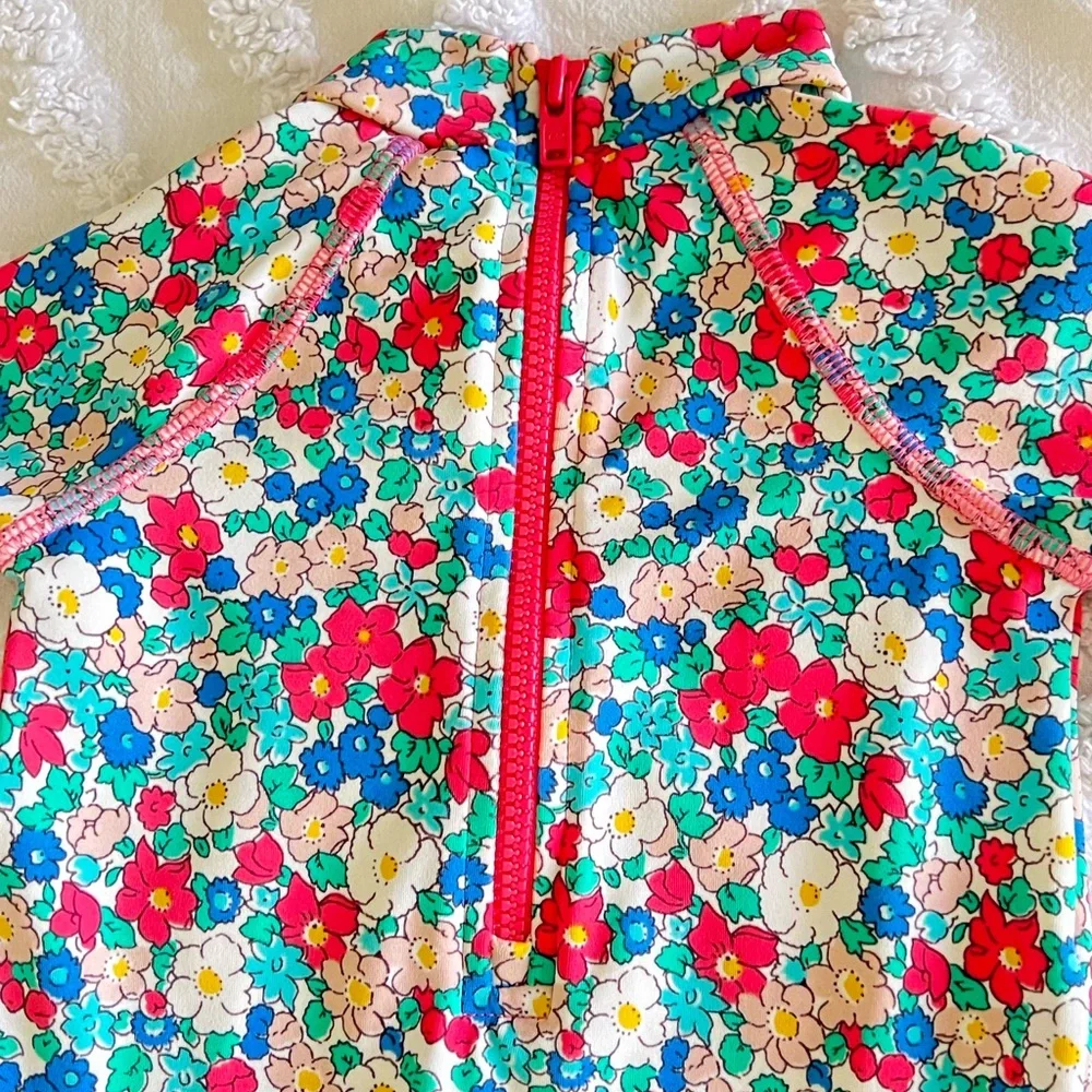 Baby Boden Pretty Surf Suit One-Piece Rashguard Floral Girls Swimsuit Size 3-6 M